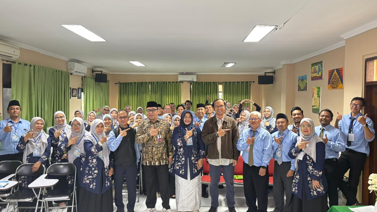 Bangun Kolaborasi dan Inovasi, MTs Negeri 2 Jakarta Gelar Rapat Kerja untuk Masa Depan Madrasah (Day 1)