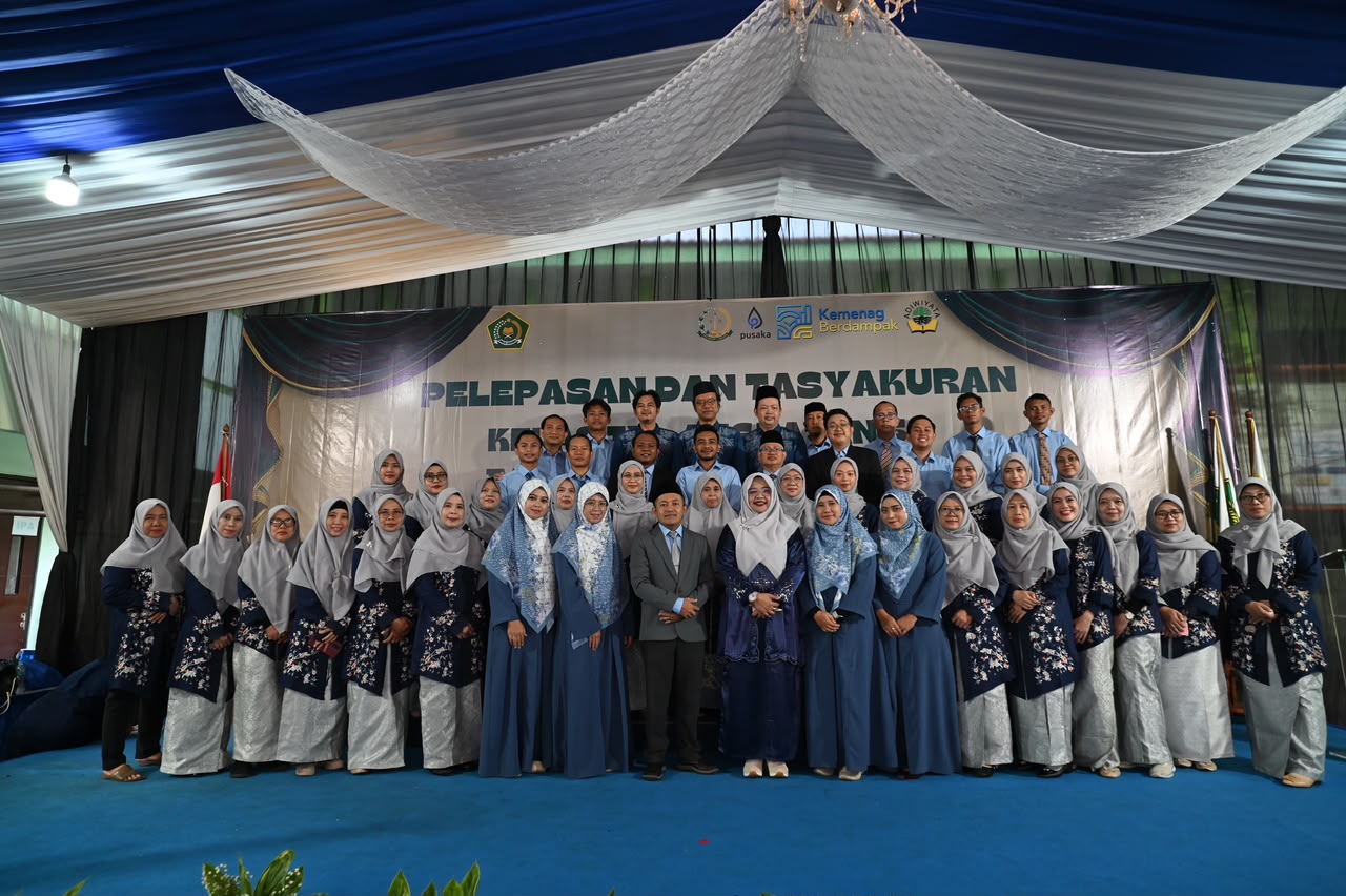 Happy Graduation ANGKATAN KE-56 MTs NEGERI 2 JAKARTA SELATAN