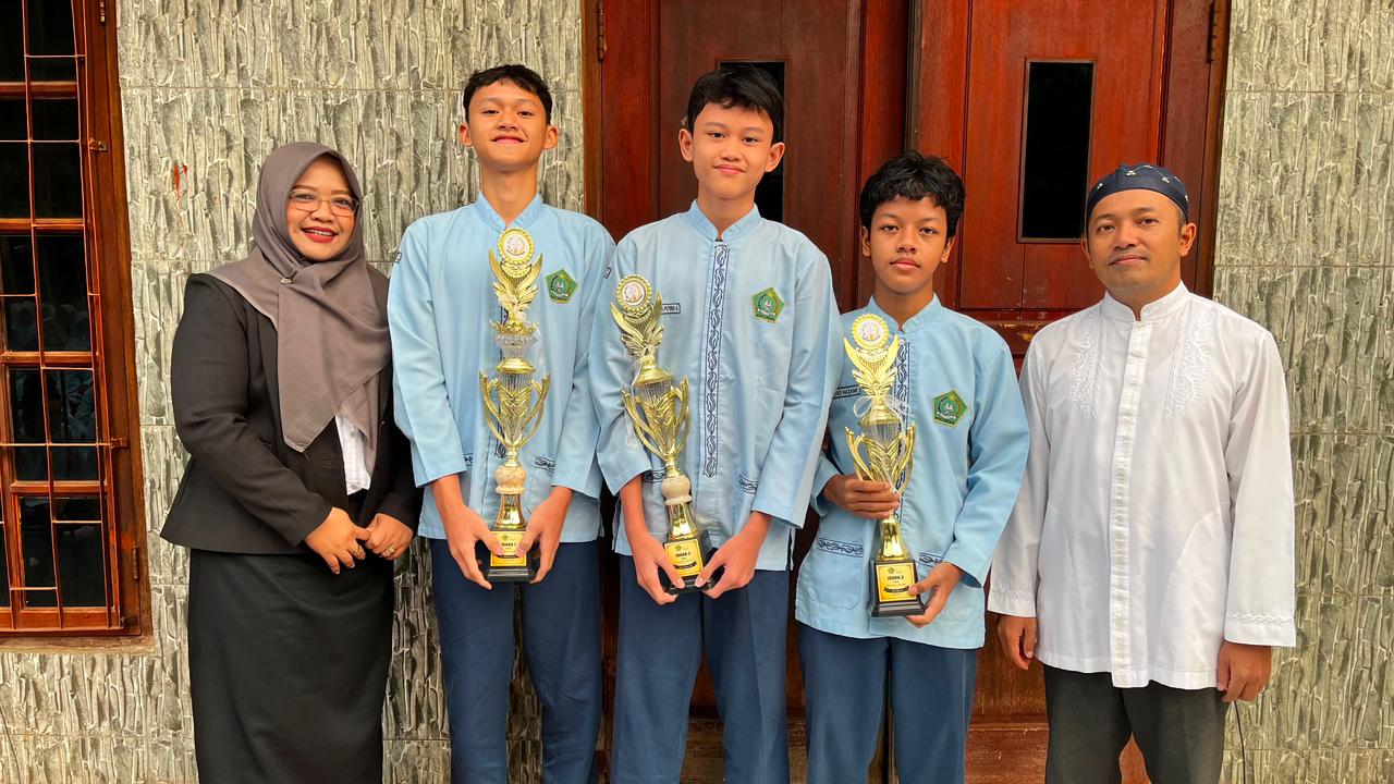 Peraih Nilai TKA Tertinggi MTs Negeri 2 Jakarta
