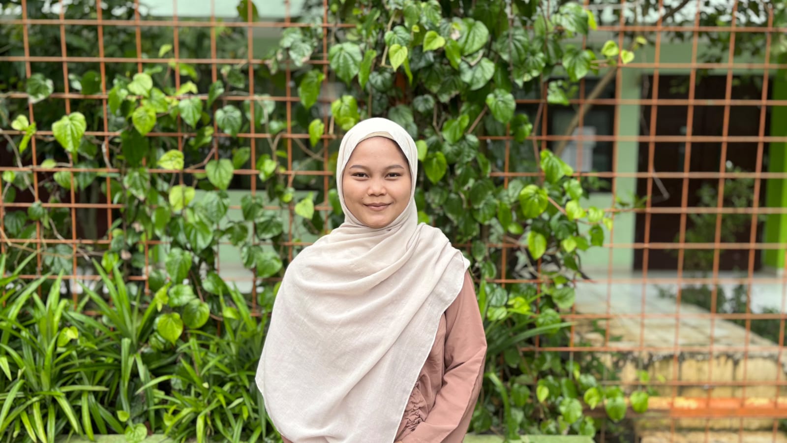Agnes Ika Mailina, S.Pd